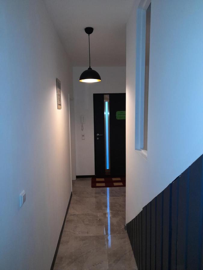 Berlin - Schoenefeld Gruene Wohnung Экстерьер фото