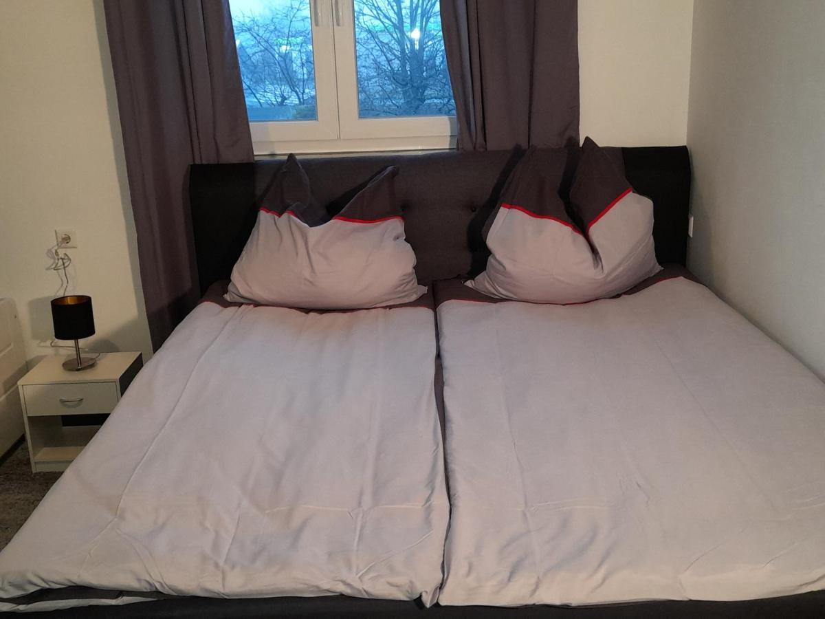 Berlin - Schoenefeld Gruene Wohnung Экстерьер фото